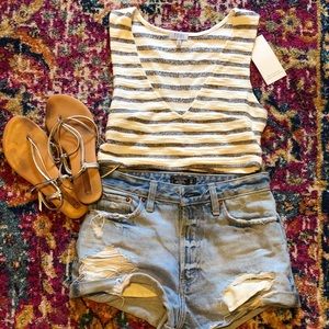 TOBI New with tags Blue and white strolled crop